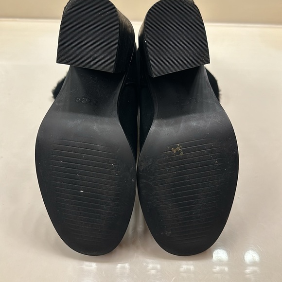 Used UGG boots - Picture 4 of 7